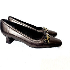 Stuart Weitzman Shoes brass buckle pumps bronze Vintage Womens sz 5M Spain